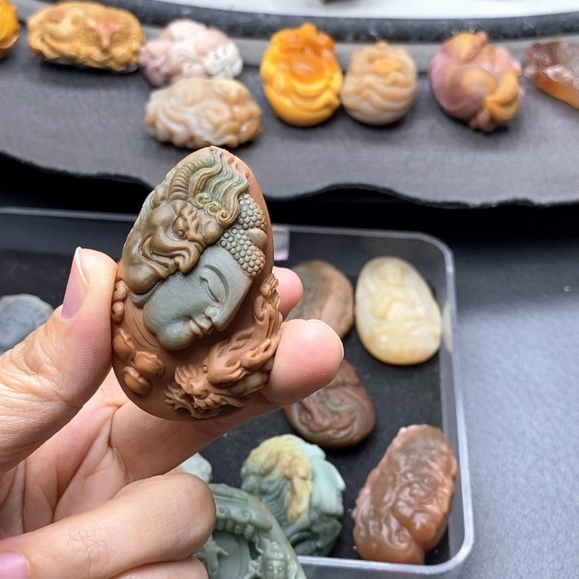 【闪购商品】定制石英质玉吊坠未镶嵌