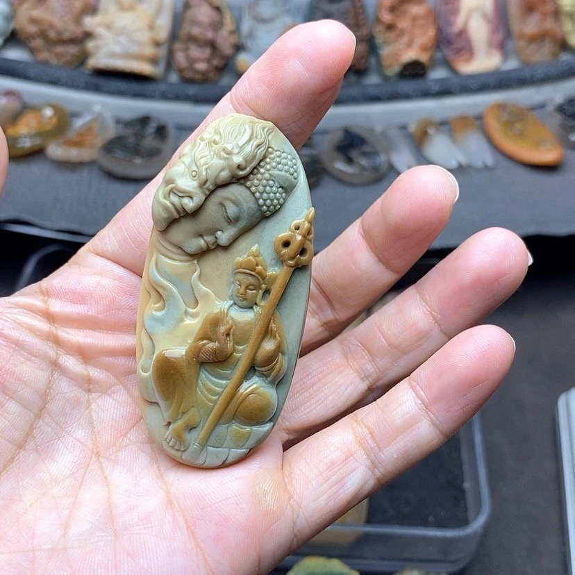 【闪购商品】定制石英质玉吊坠未镶嵌