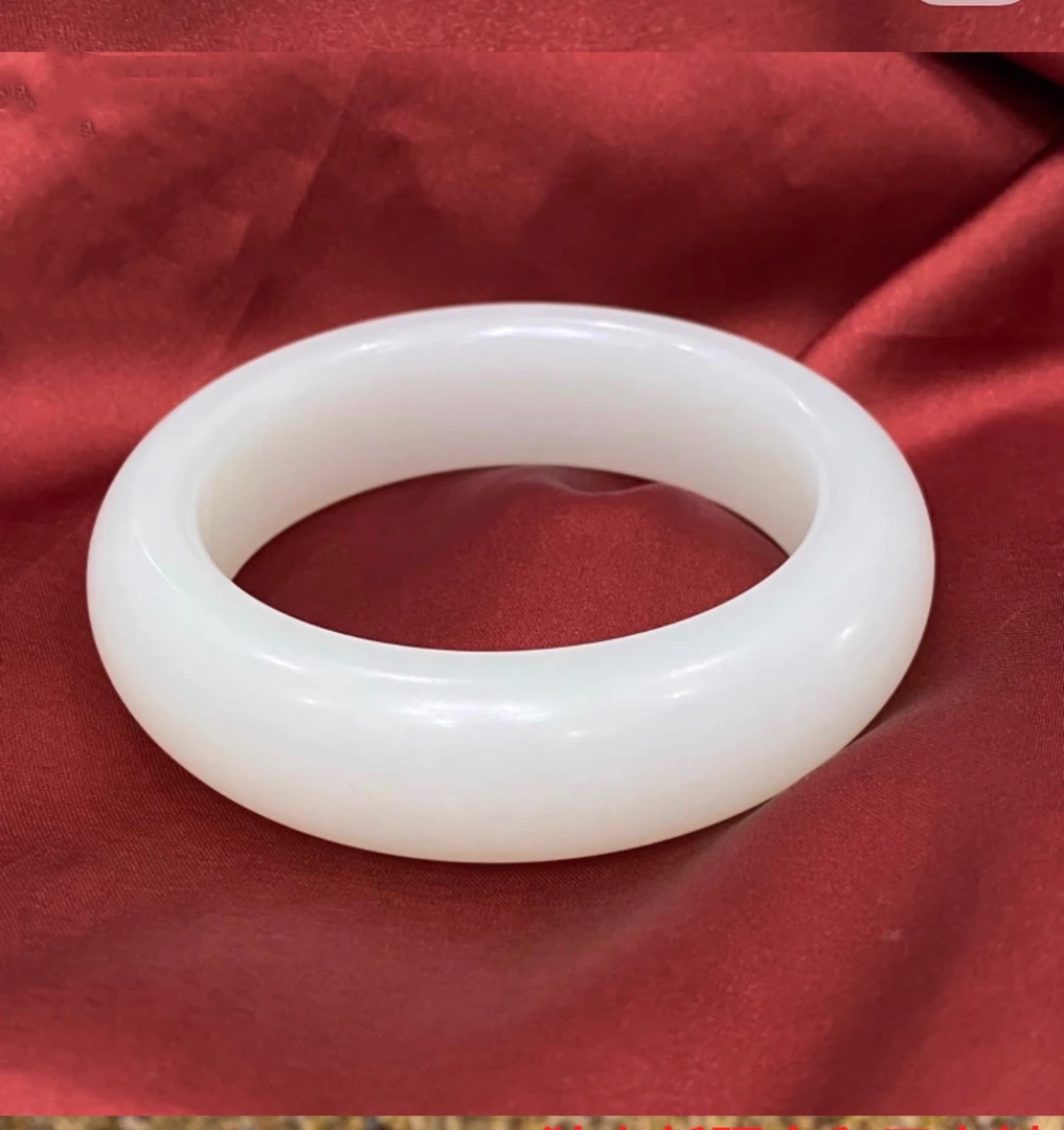 H4196天然珠宝新疆籽料透闪石玉手镯-配礼盒-