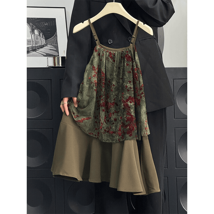 【Modern】2024 夏季设计师款裙子复古洋气连衣裙 植绒假两件吊带裙