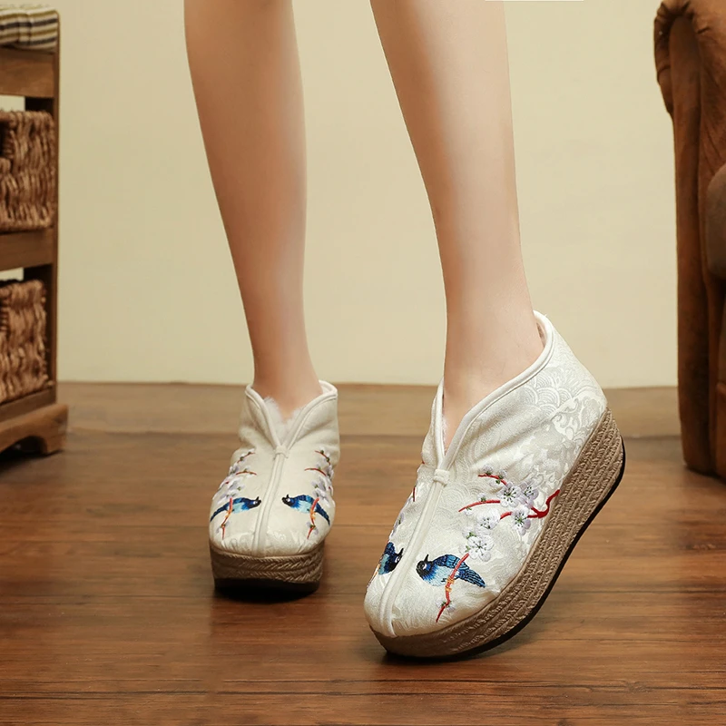 四代鞋底【汉诺依】1618-312宋锦面料刺绣布鞋古风新款旗袍鞋百搭女