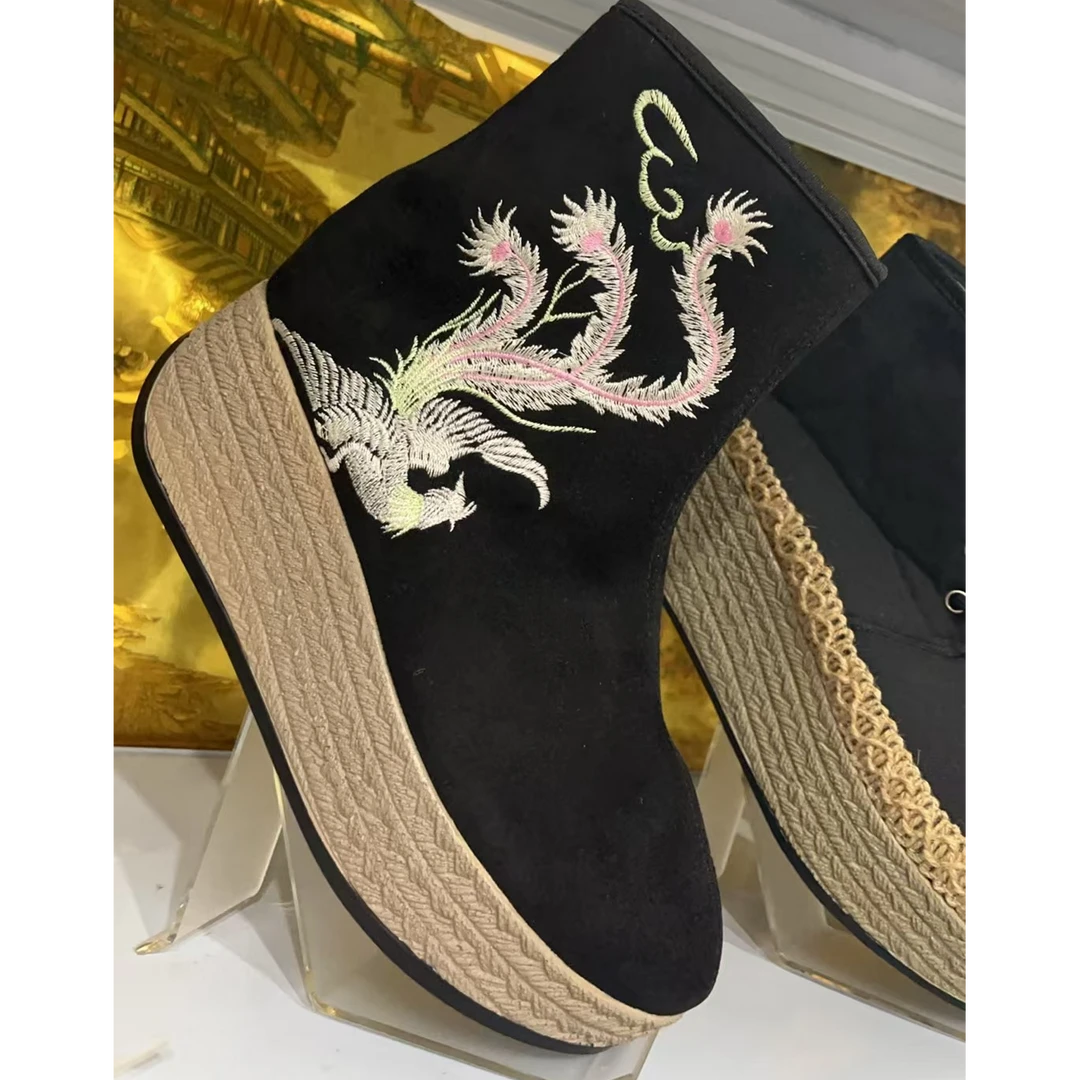 四代鞋底[汉诺依]1618-630彩凤刺绣民族风加棉靴麂皮绒金貂绒内里