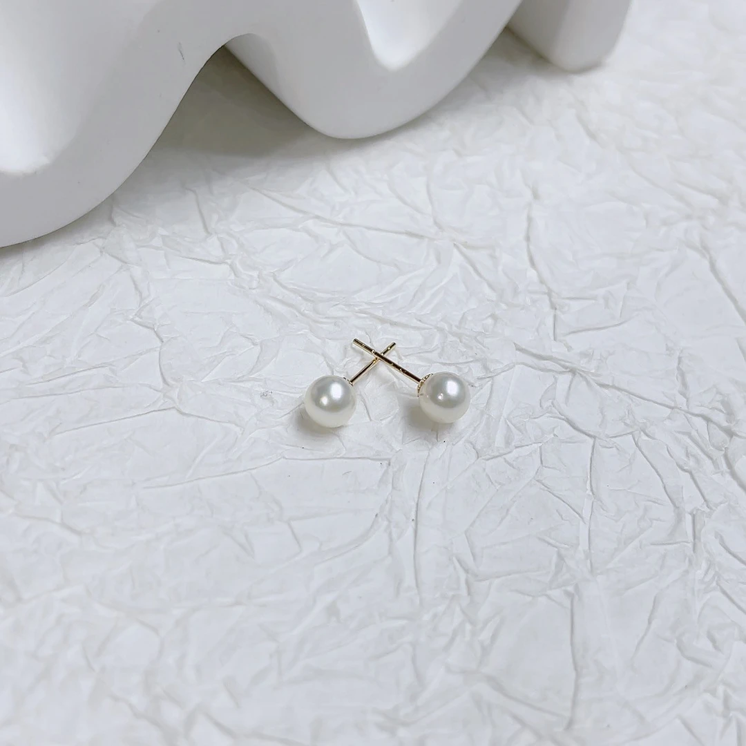 X384【佳佳珠宝】【小粉钻】18k金海水天女级小灯泡AKOYA耳钉5-6mm