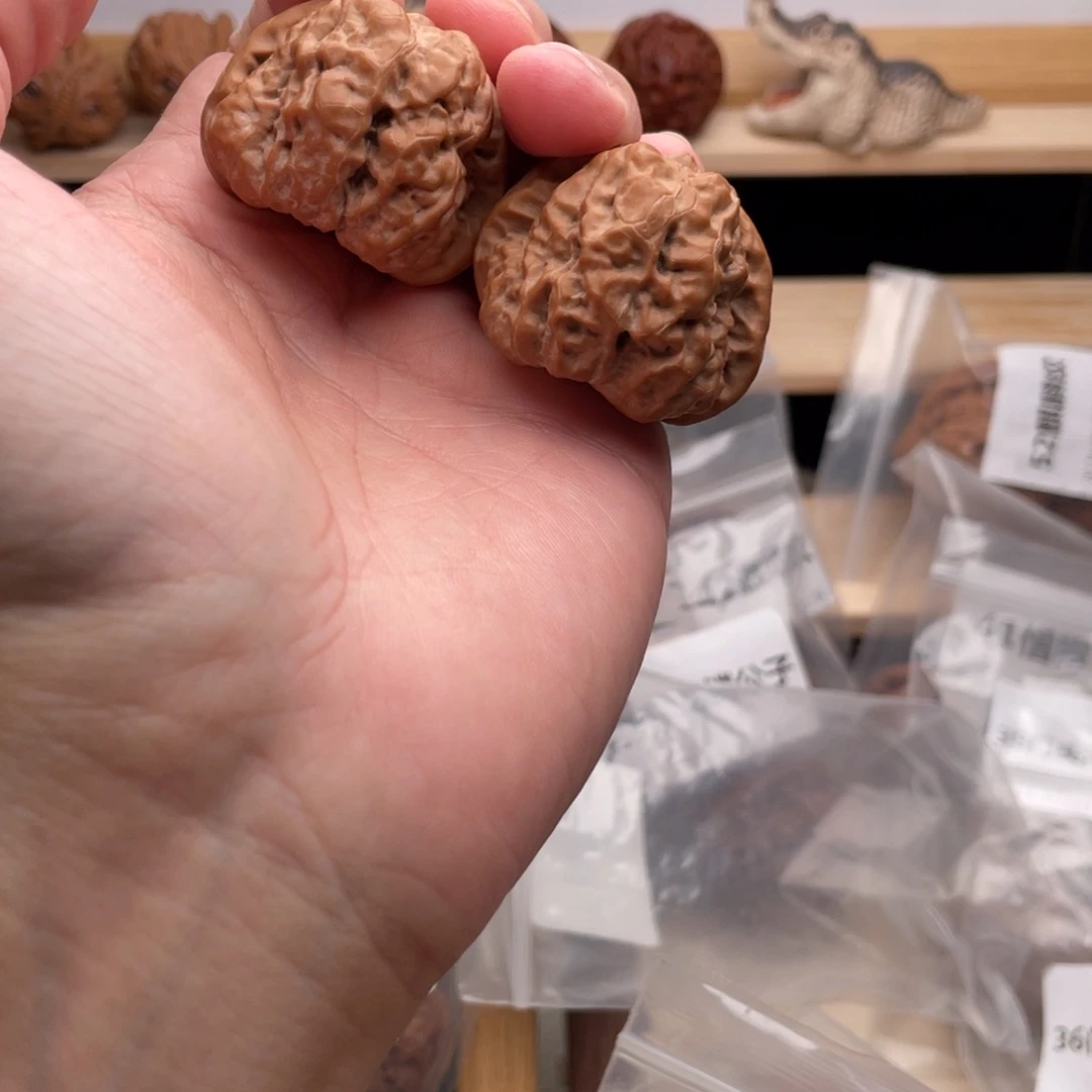 文玩核桃把件41尺全品山地蛤蟆头