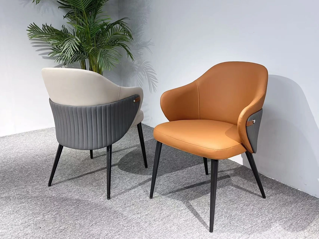 意式家用现代简约餐椅卧室客厅皮革靠背椅子北欧风轻奢网红餐椅