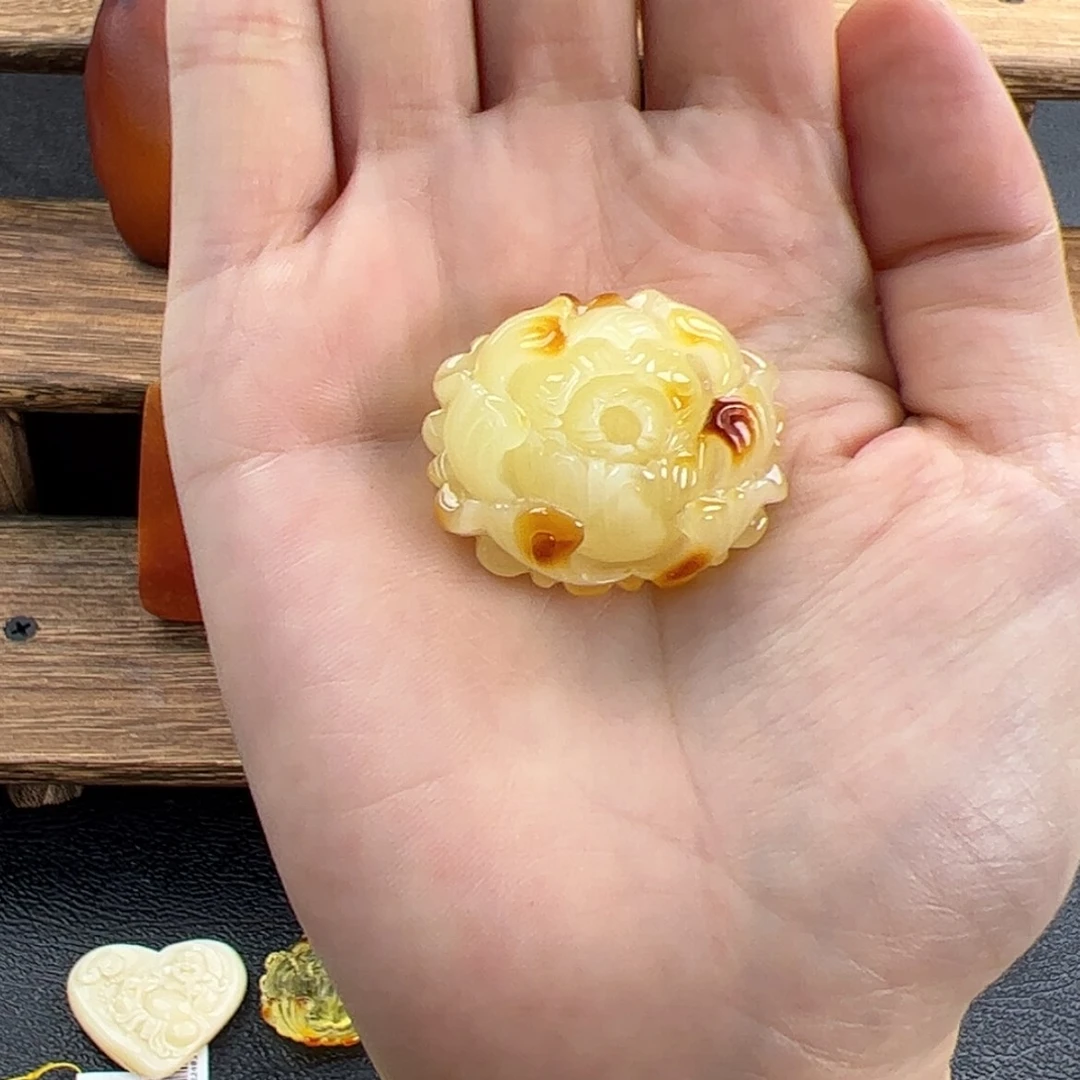 【闪购商品】琥珀裸石未镶嵌