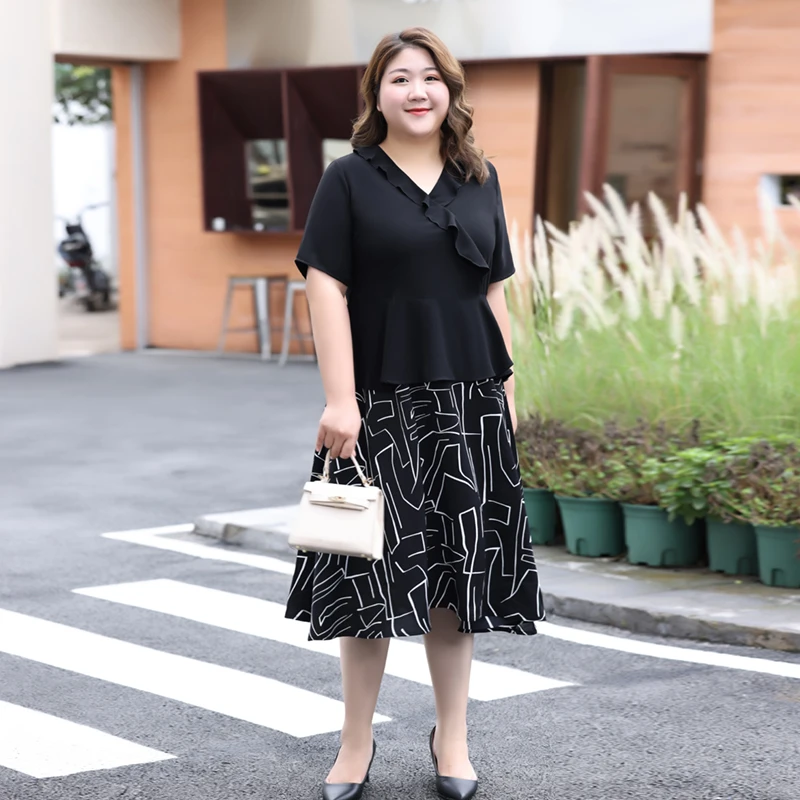 大码宽松连衣裙女夏季薄款胖mm200斤气质显瘦拼接中长款短袖裙子