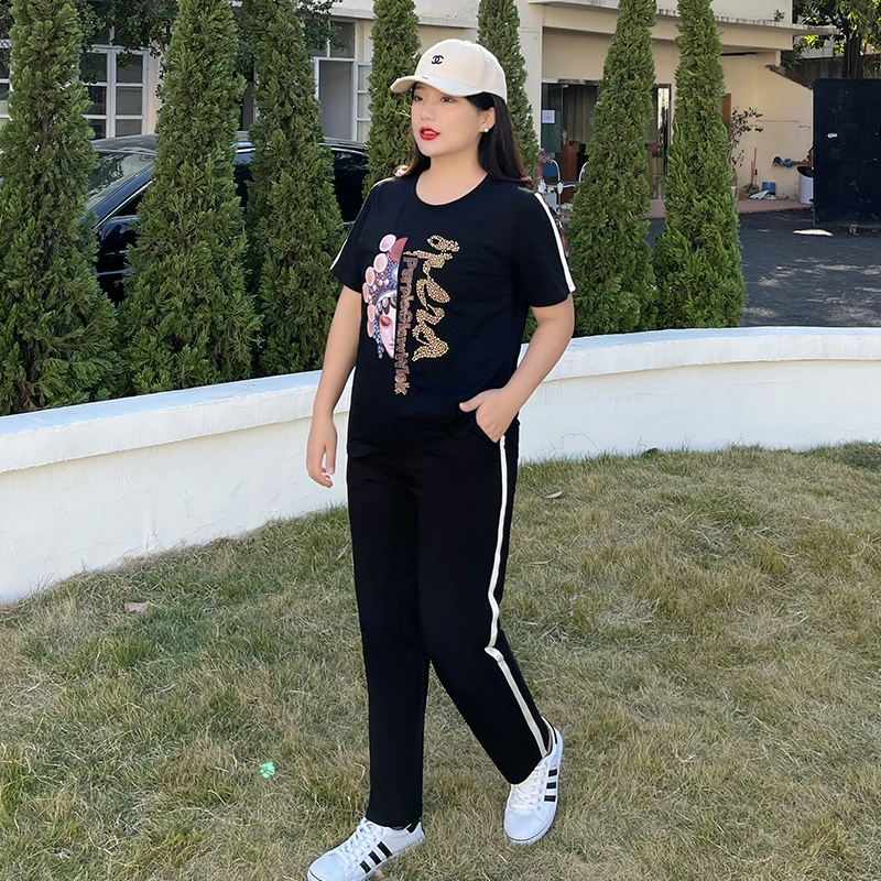 胖mm休闲运动套装女2025夏季新款大码遮肚显瘦烫钻短袖两件套黑色