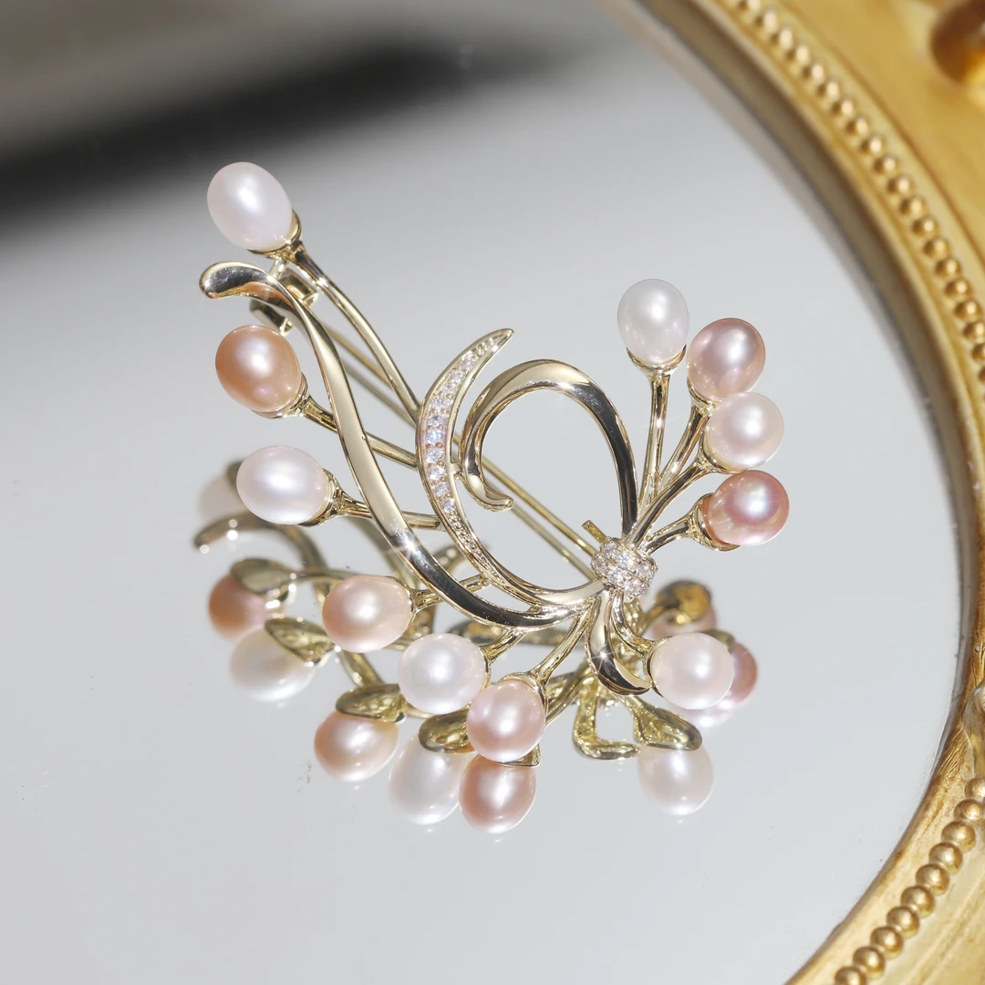 铜合金合成锆石胸针 轻舞飞扬胸花轻奢时尚百搭精致手工胸针1289