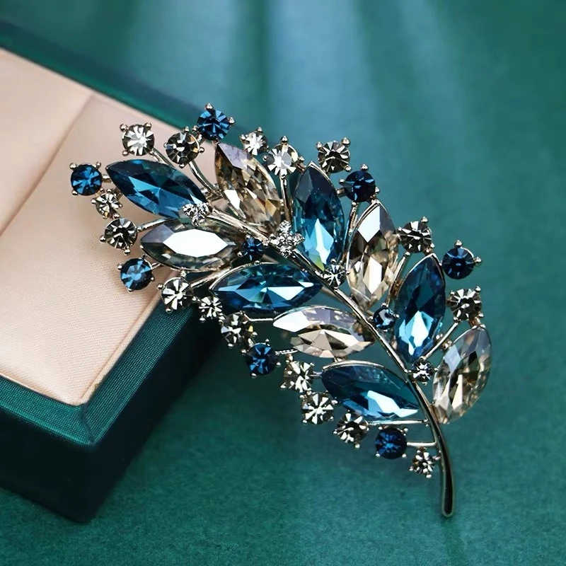 合金合成锆石胸针 【锦绣人生】蓝色轻奢复古优雅叶子胸针 XZ1119