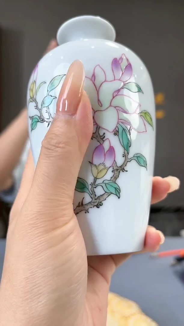 【闪购商品】官窑瓷画院042官窑瓷画院玉兰花赏瓶