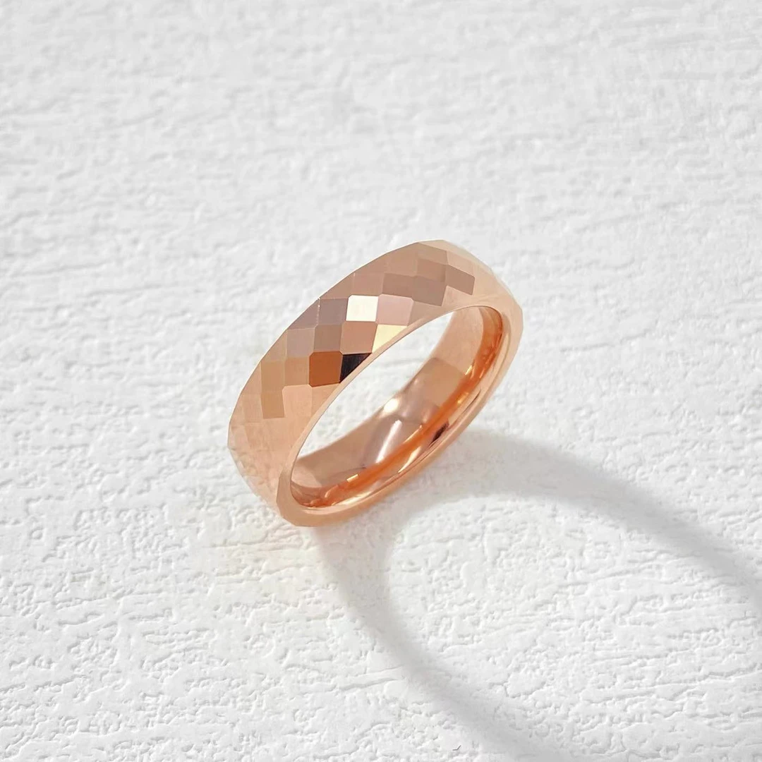 非金属陶瓷戒指 木木（ZF2116） 陶瓷多切面爆闪菱形光面戒指