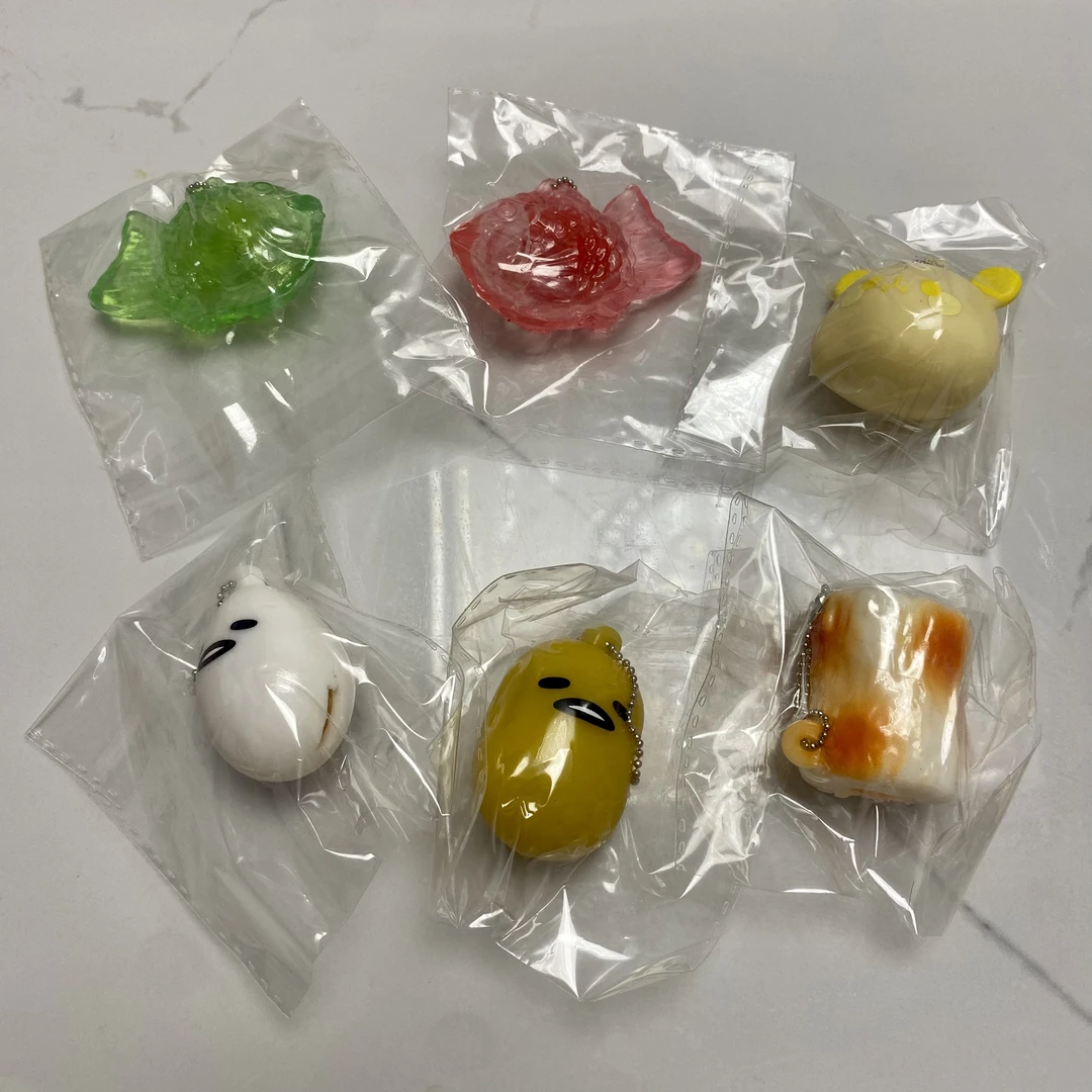 23.8全捏捏福箱包邮款捏捏易坏介意勿拍全新6个捏捏