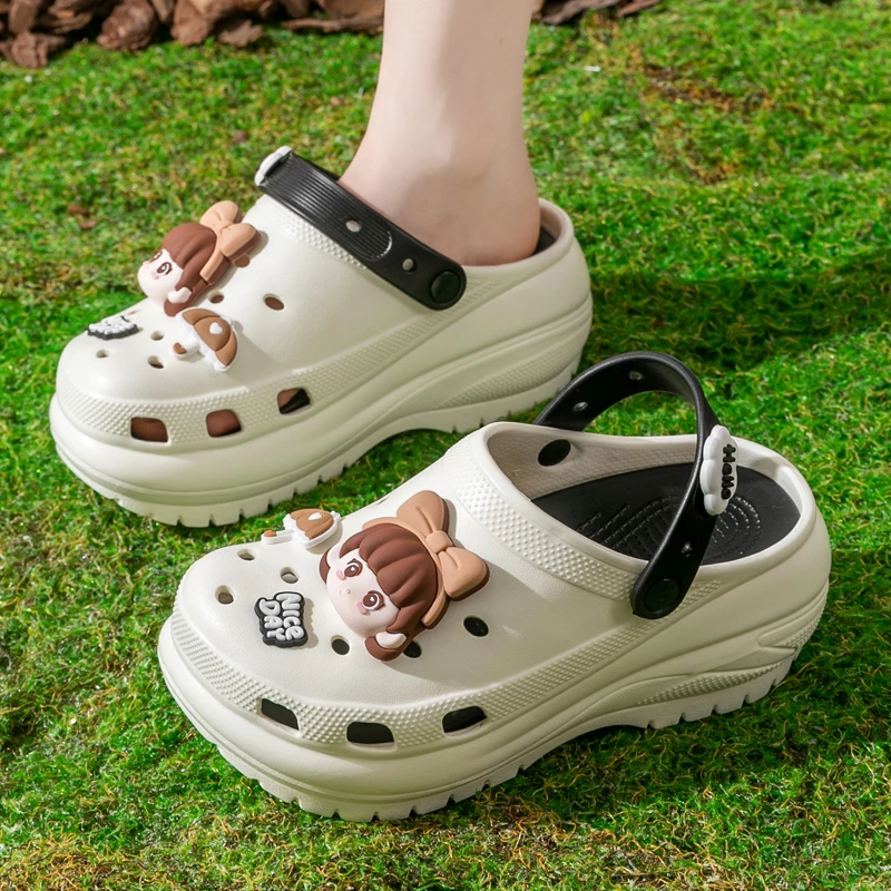 增高加厚底包头洞洞鞋女款2024新款夏季外穿时尚网红休闲百搭防滑