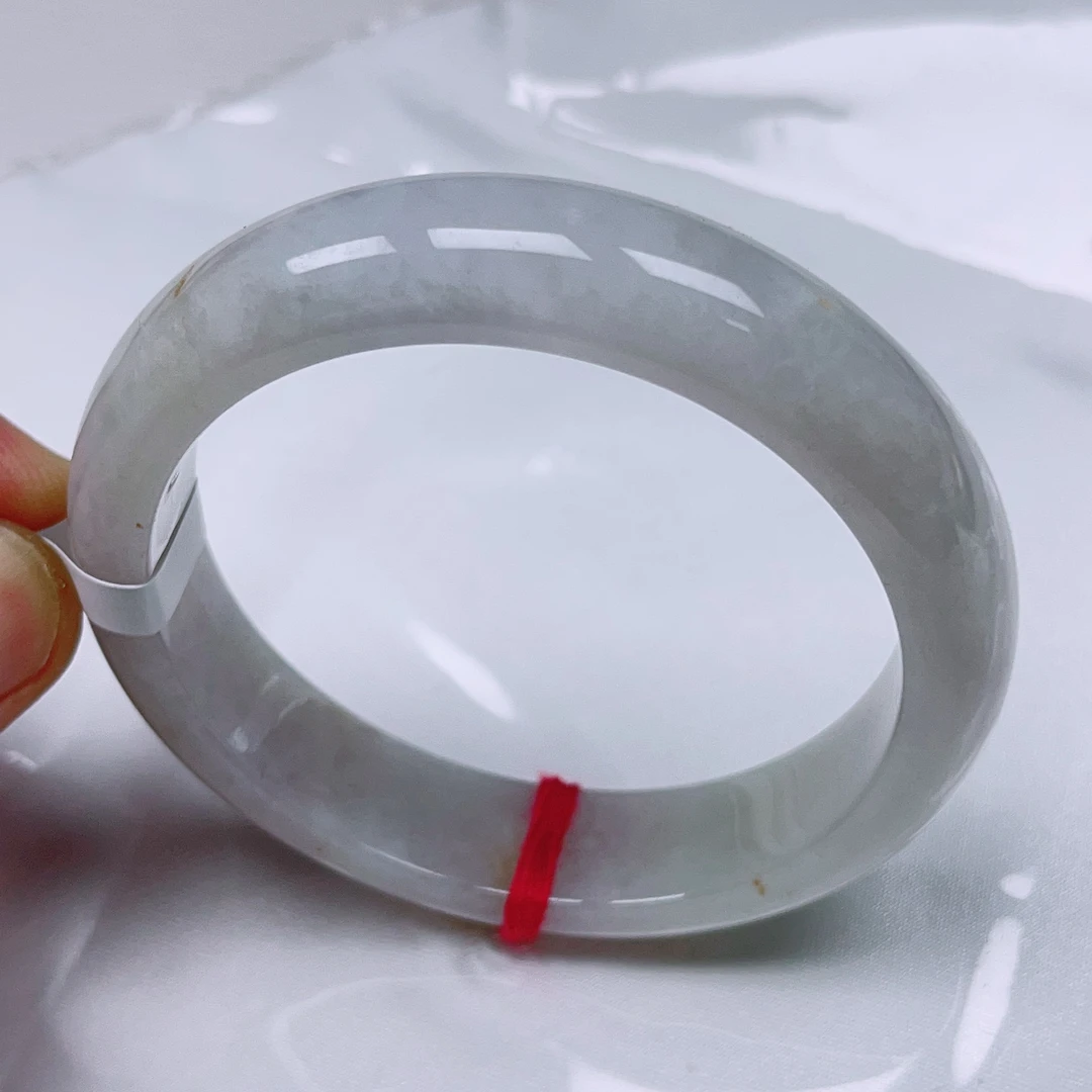 缅甸天然A货翡翠55.7圈口