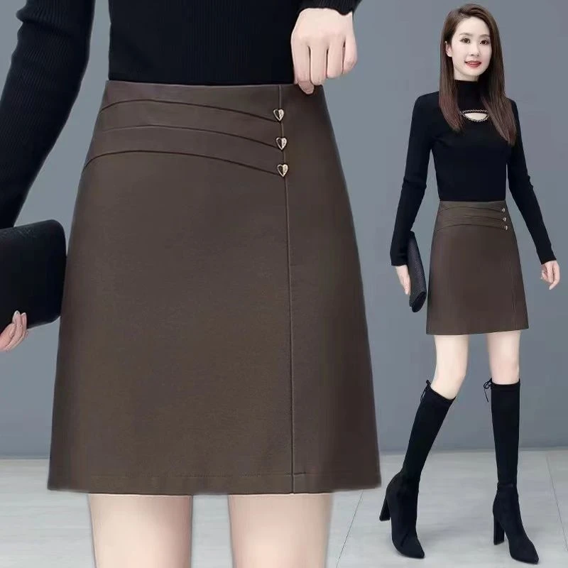 2025时尚a字皮裙秋冬季新款洋气百搭一步裙高腰显瘦短款半身裙子