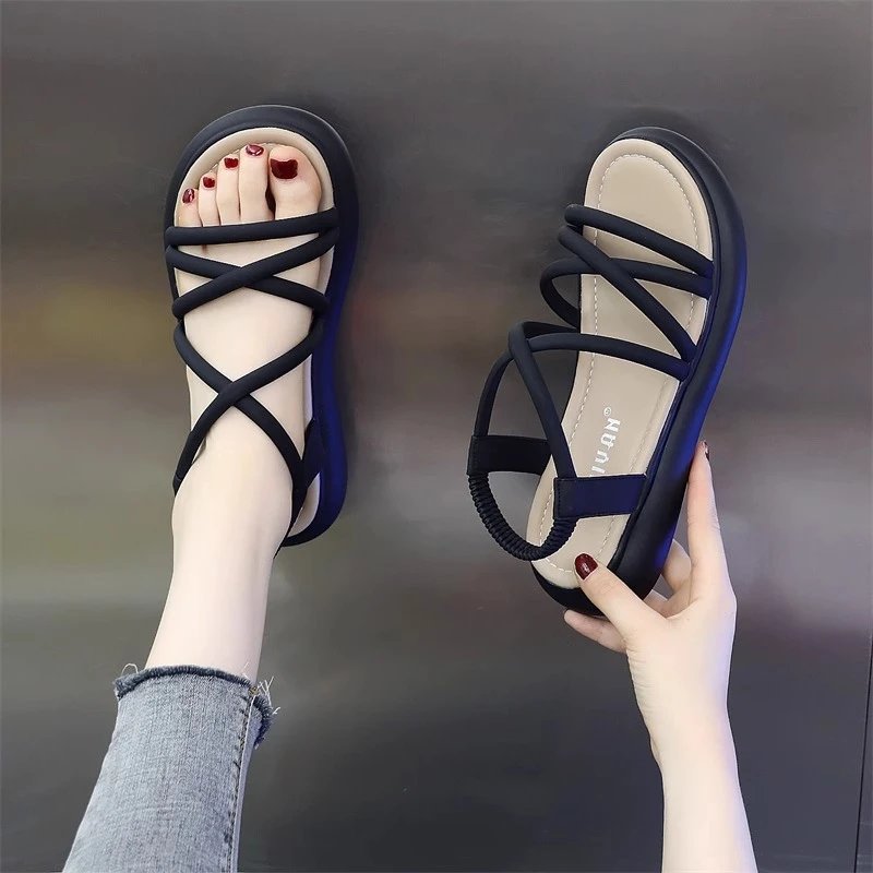 凉鞋女款2024年夏季新款仙女风时尚外穿防滑百搭软底厚底沙滩鞋女