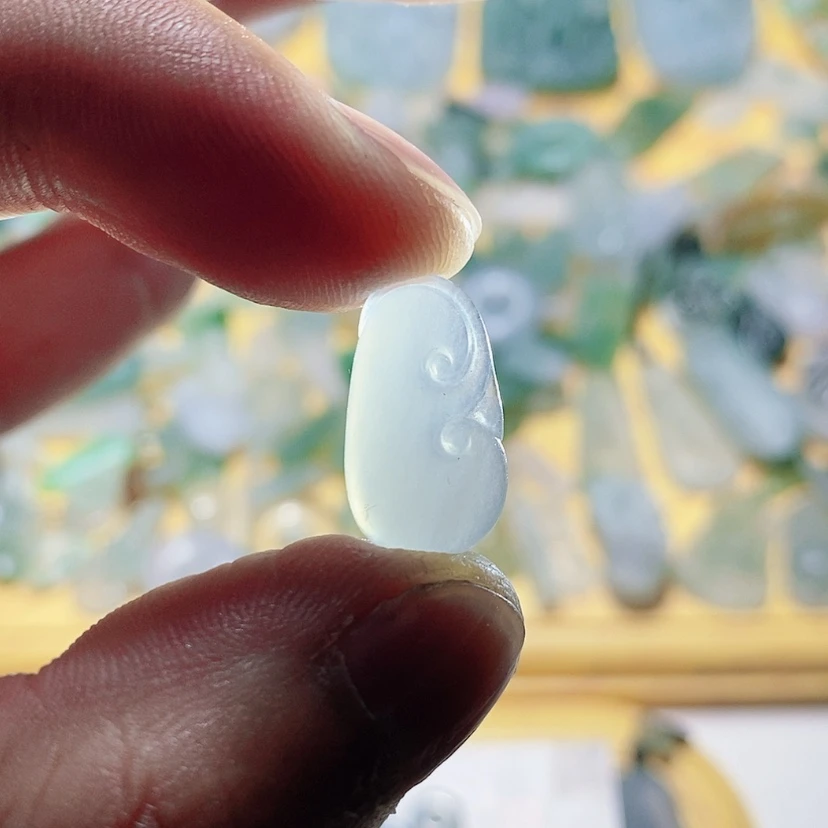 【闪购商品】定制翡翠未镶嵌良**瑾