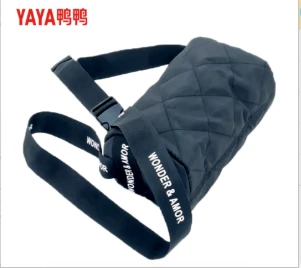 品质大容量时尚运动包