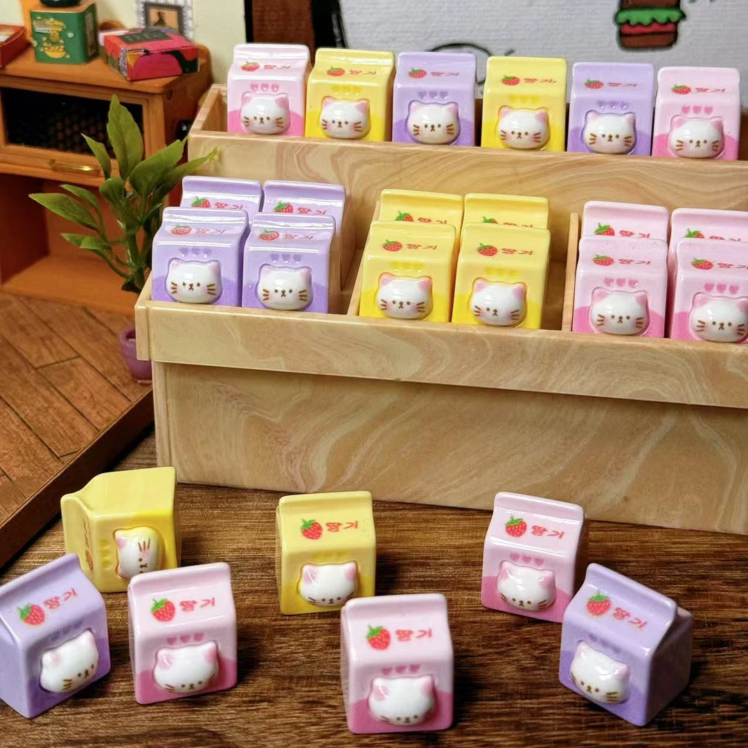 【开芯定制款】猫猫草莓奶 高品树脂仿真食玩 树脂DIY奶油胶配件
