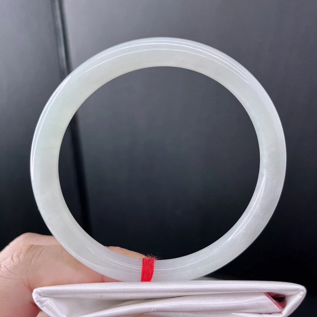 天然翡翠A货57圈58圈白月光细圆条手镯叮当镯一个有纹裂随机发货