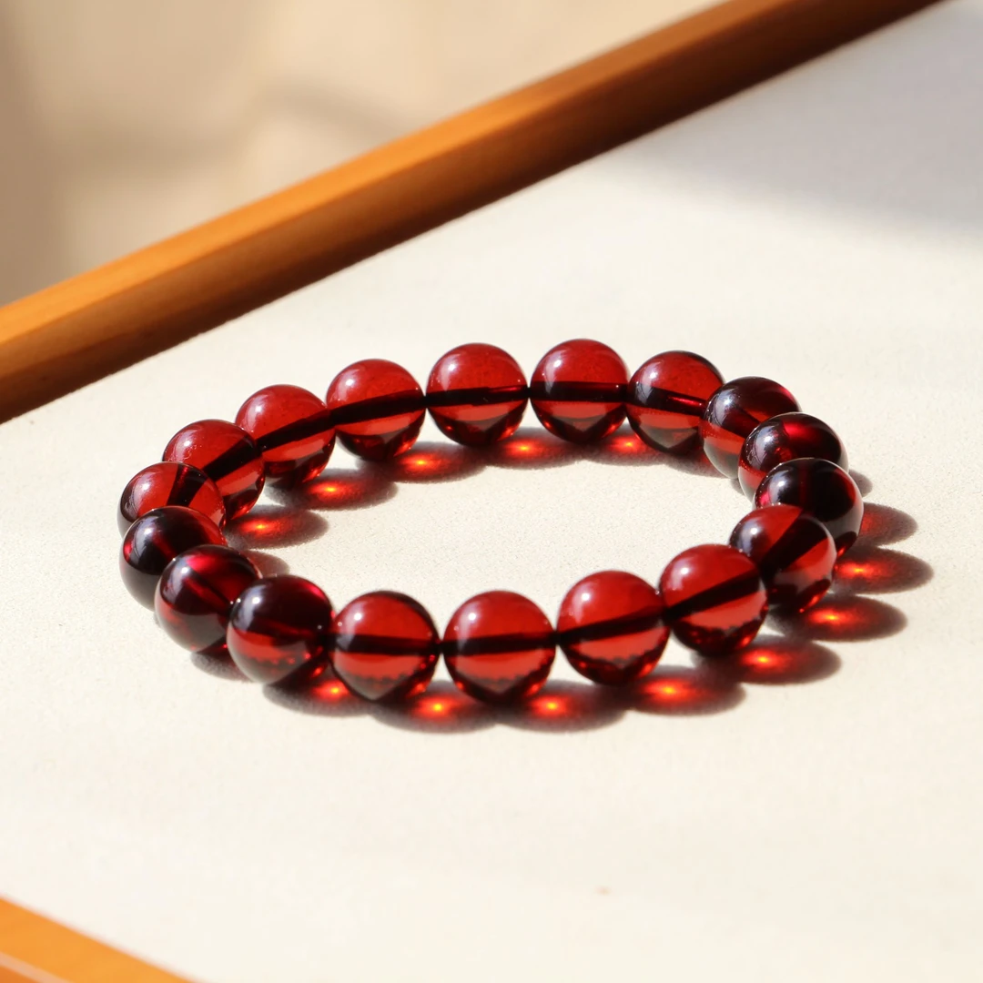 《顽石严选》天然缅甸原矿无优化特定品级女款高净水血珀素血珀手串