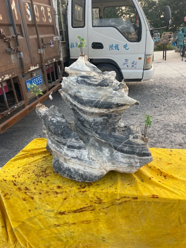 灵壁石：精品灵壁石摆件