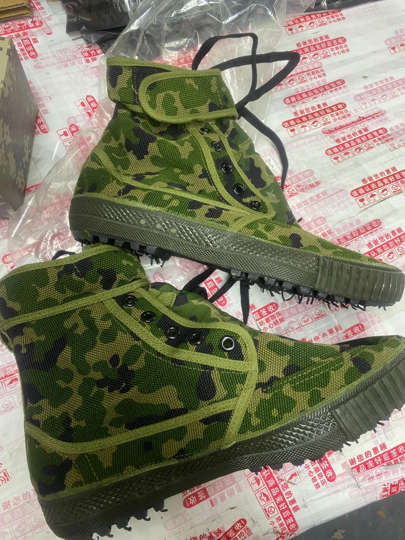 花绿色高帮黑底黑帮男士帆布鞋透气舒适简单防滑耐磨户外农田鞋