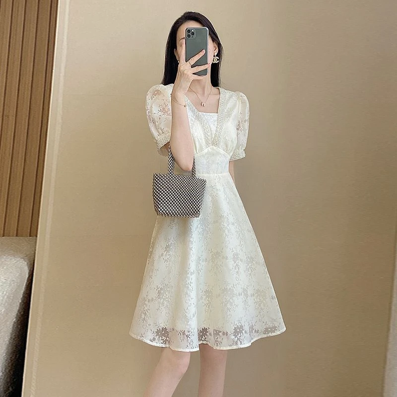 连衣裙女2024新款夏气质显瘦a字御姐轻熟风收腰名媛蕾丝白色裙子
