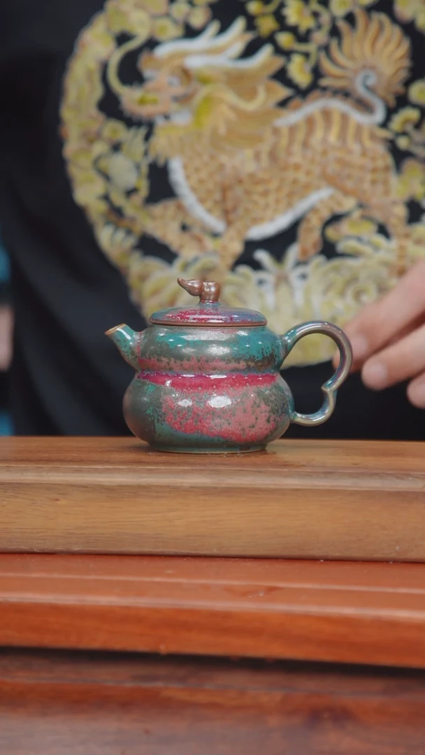 【闪购商品】39-1葫芦壶（炉钧釉 王建勋）