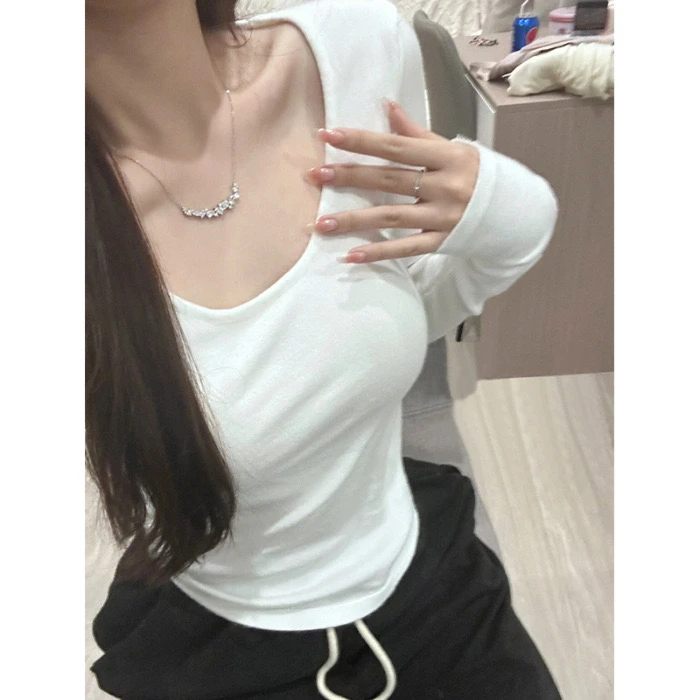 秋冬纯欲风甜辣妹打底衫内搭修身显瘦短款长袖U领上衣