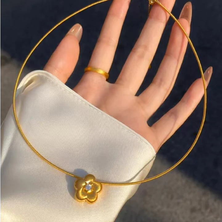 925银莫桑石银制品 【小胖花】轻奢电镀金色项圈纯银坠链合成碳硅石