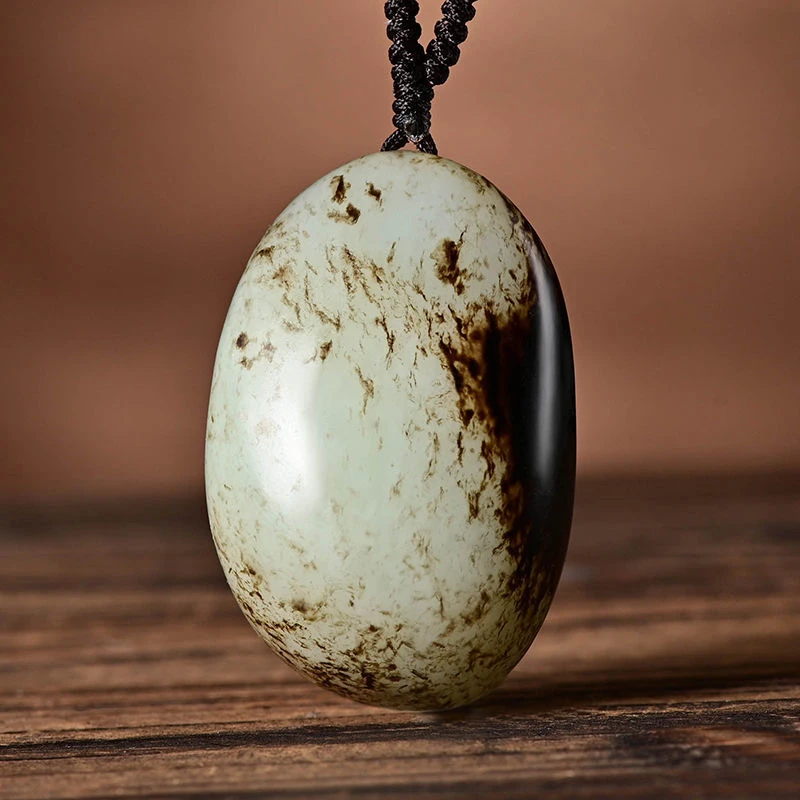 新疆和田玉黑油库黑皮吊坠挂件珠宝