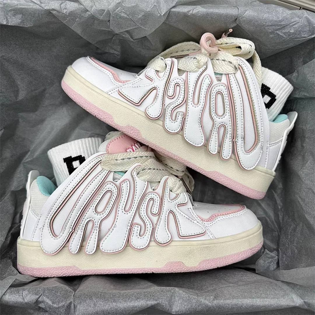 2023冬季新款小众低帮潮流板鞋女韩版厚底复古拼色字母休闲运动鞋