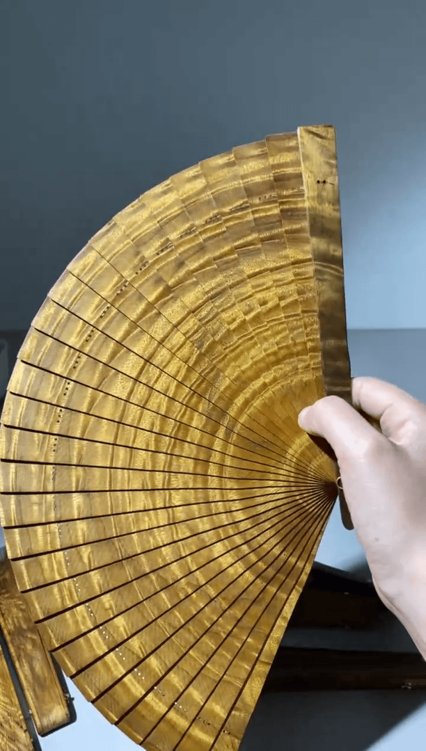 【闪购商品】楠木金丝楠木小叶桢楠苏扇39
