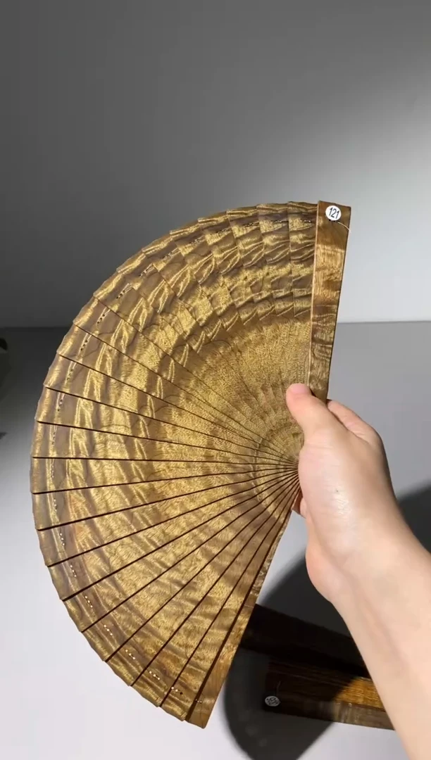 【闪购商品】楠木金丝楠木小叶桢楠苏扇121
