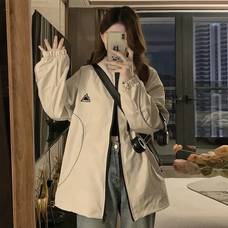 连帽登山服冲锋衣外套女士秋季新款宽松显瘦长袖工装夹克上衣#511