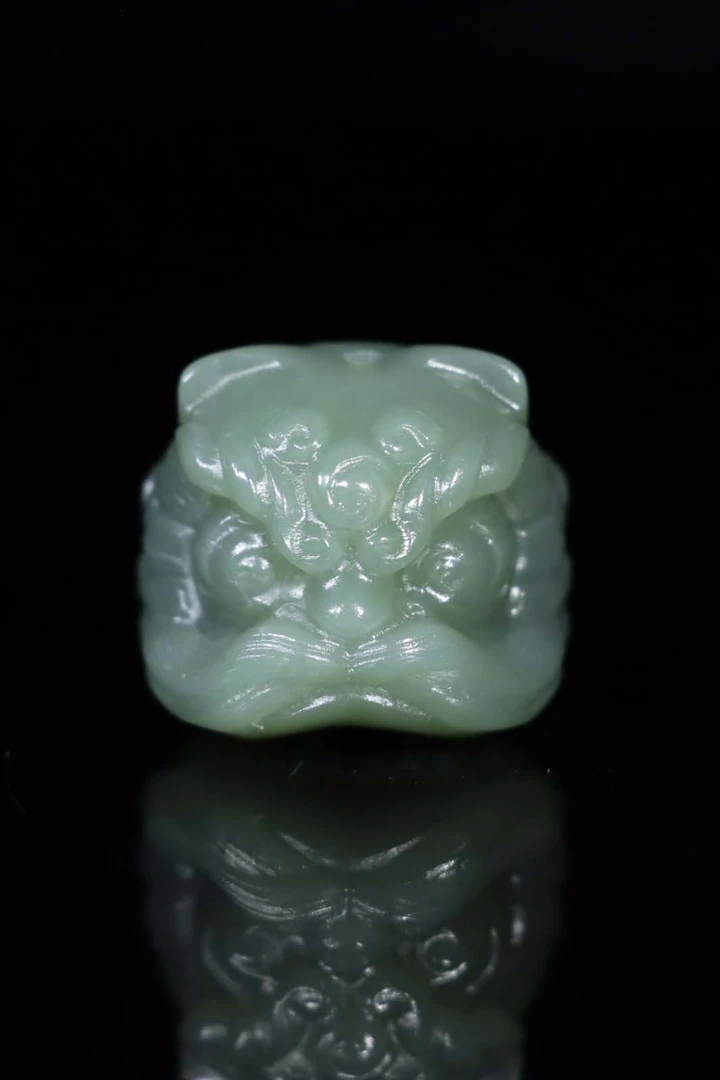 天然新疆和田玉且末蓝蓝调醒狮挂件吊坠多样性拍一发一