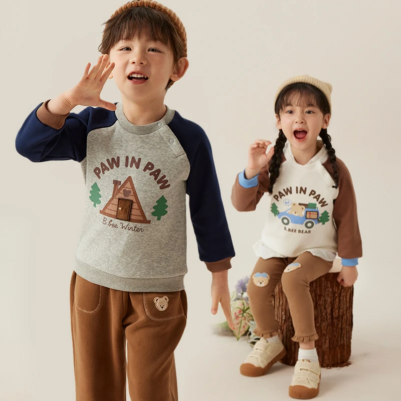 【达人专属】PawinPaw小熊童装24年秋冬圆领拼接舒适卫衣PCMAE4T92E