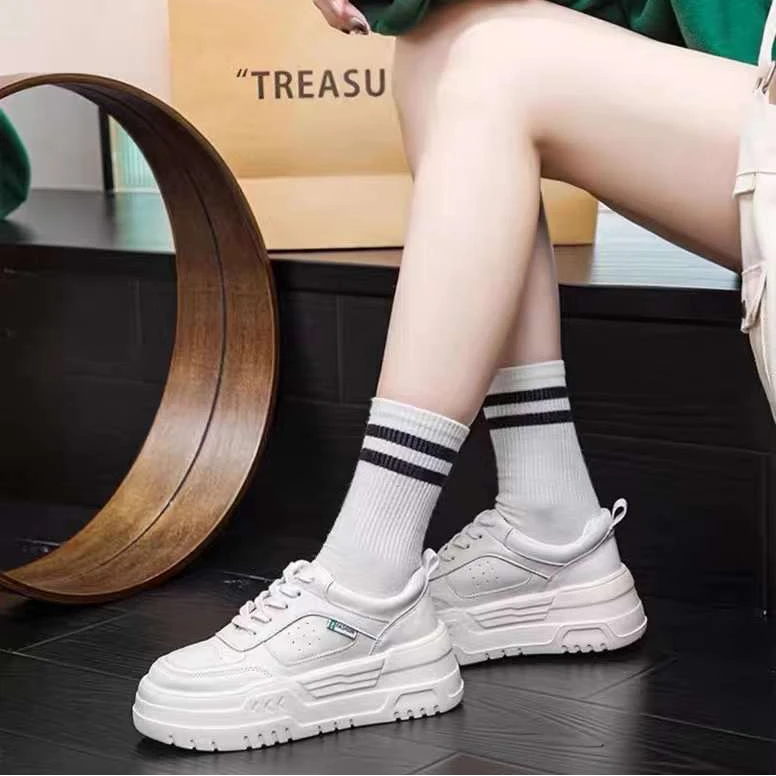 【亏本宠粉】2025春夏新款韩版百搭平底休闲小白鞋女鞋2401