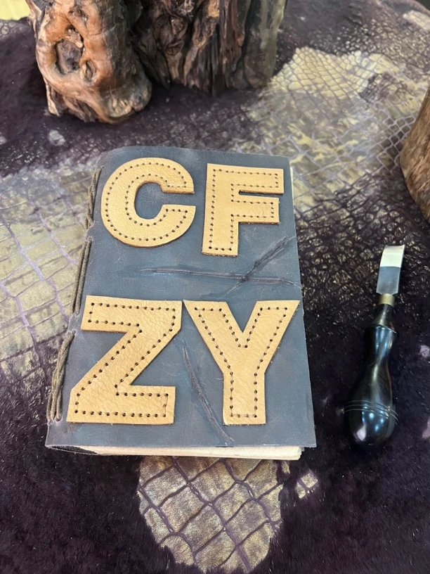 纯手工制作牛皮手帐本