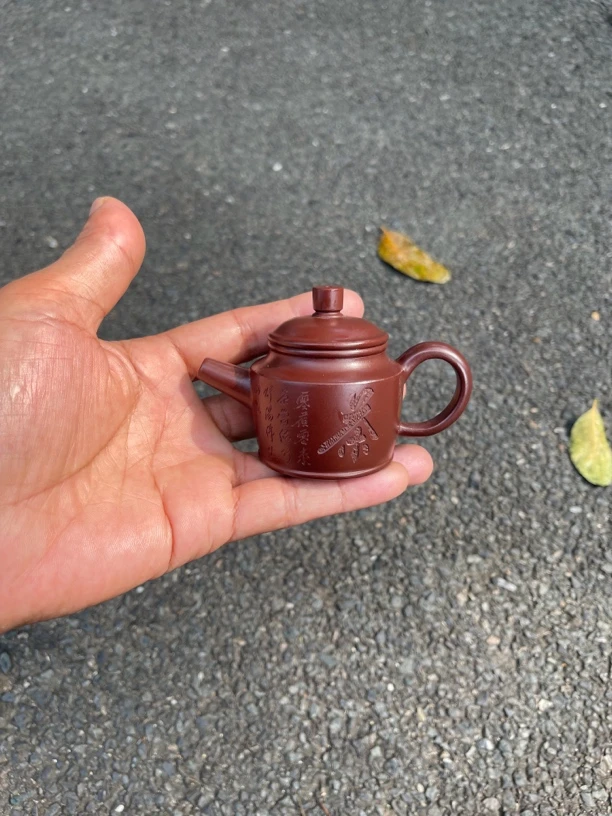 迷你小德钟手工壶！紫泥！ 容量80毫升！做工精细！出水爆爽