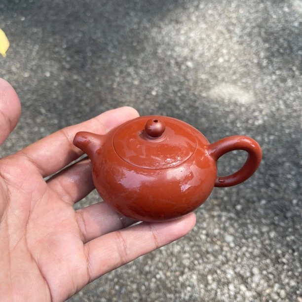 玉乳款！紫砂壶!容量110cc 做工精细!出水爆爽
