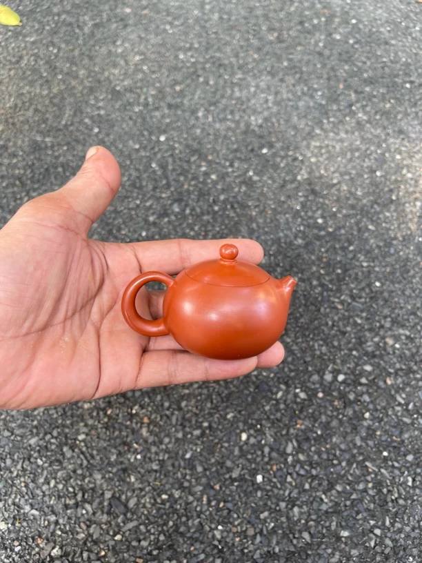 西施款手拉壶！容量120毫升！作者吴炫杰！ 朱泥！ 薄胎！做工精美