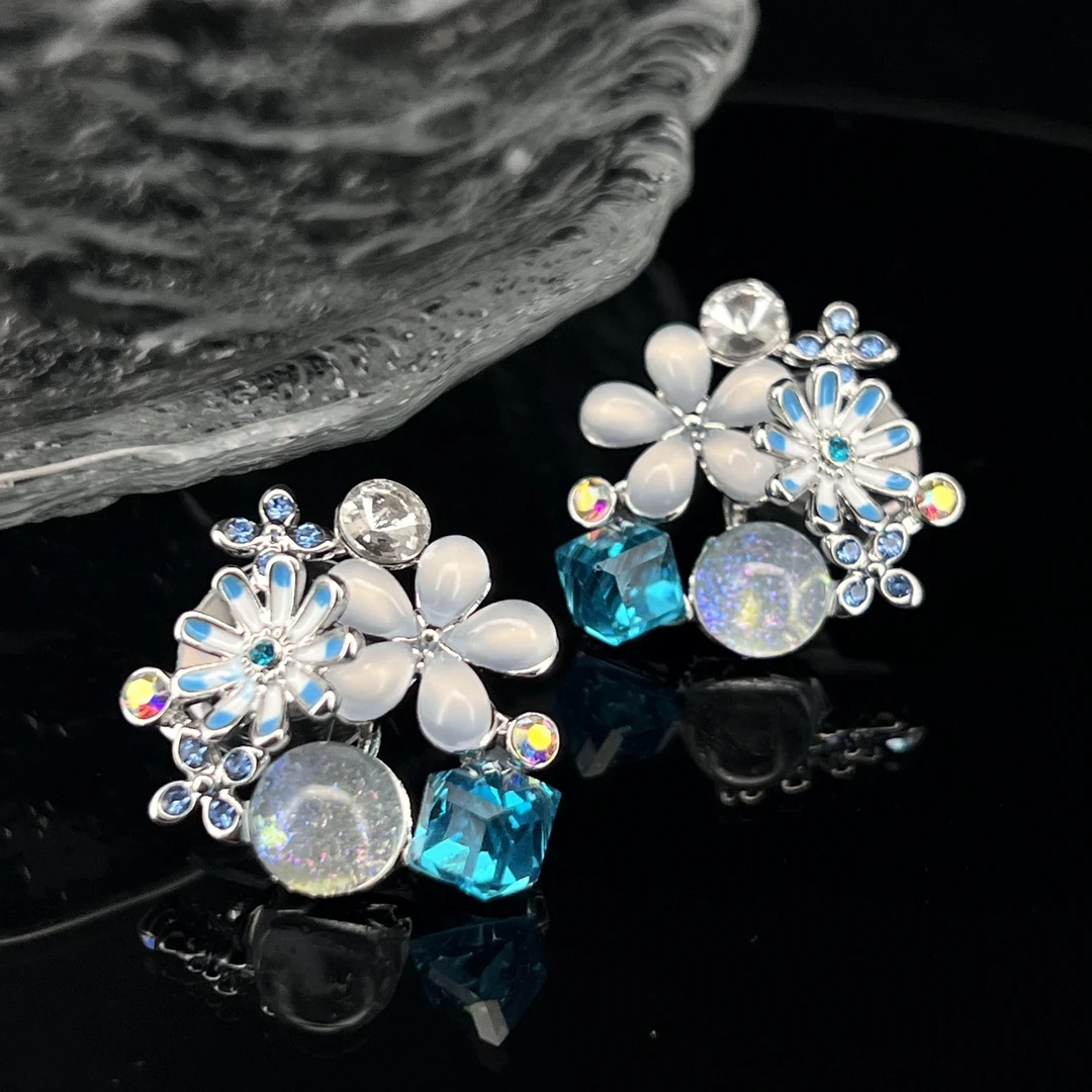 2287气质蓝色冰花耳钉