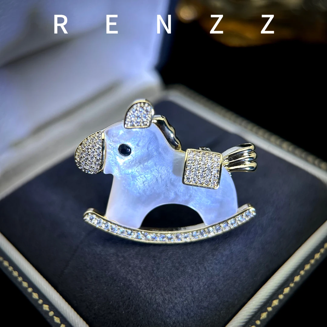 5373黄色贝壳木马摇摇椅可爱胸针