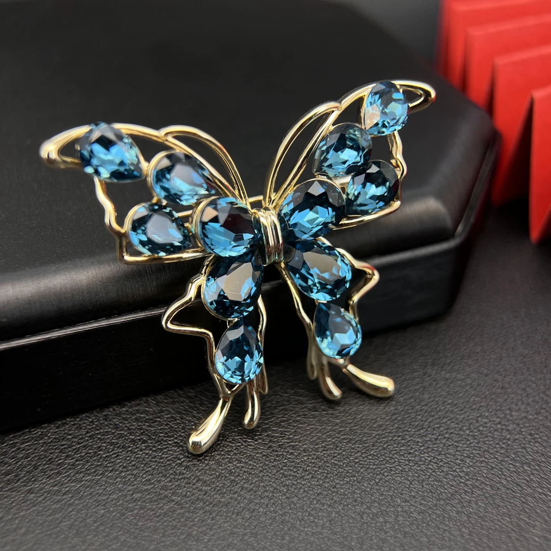 1318蓝色蝴蝶胸针