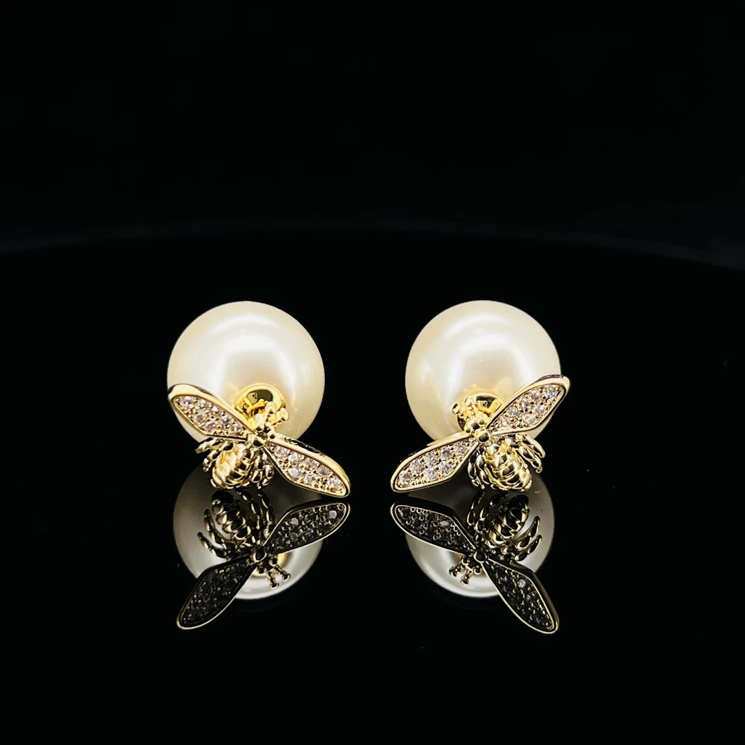 1270黄颜色蝴蝶耳钉