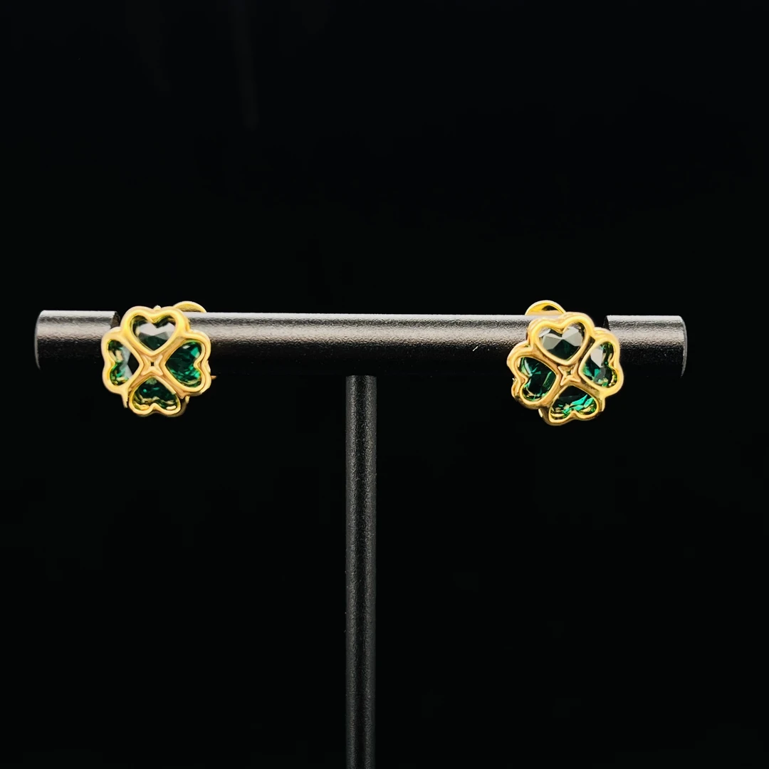 3281 绿色爱心幸运草耳钉