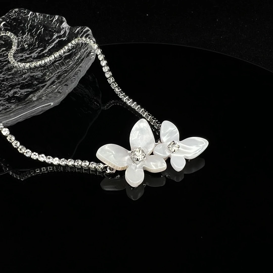 6549气质蝴蝶项链